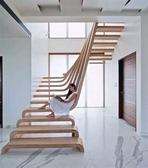 擋樓梯設計